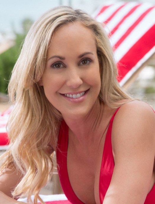 brandi-love_1040x1368