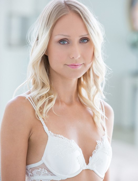 natasha-voya_1040x1368